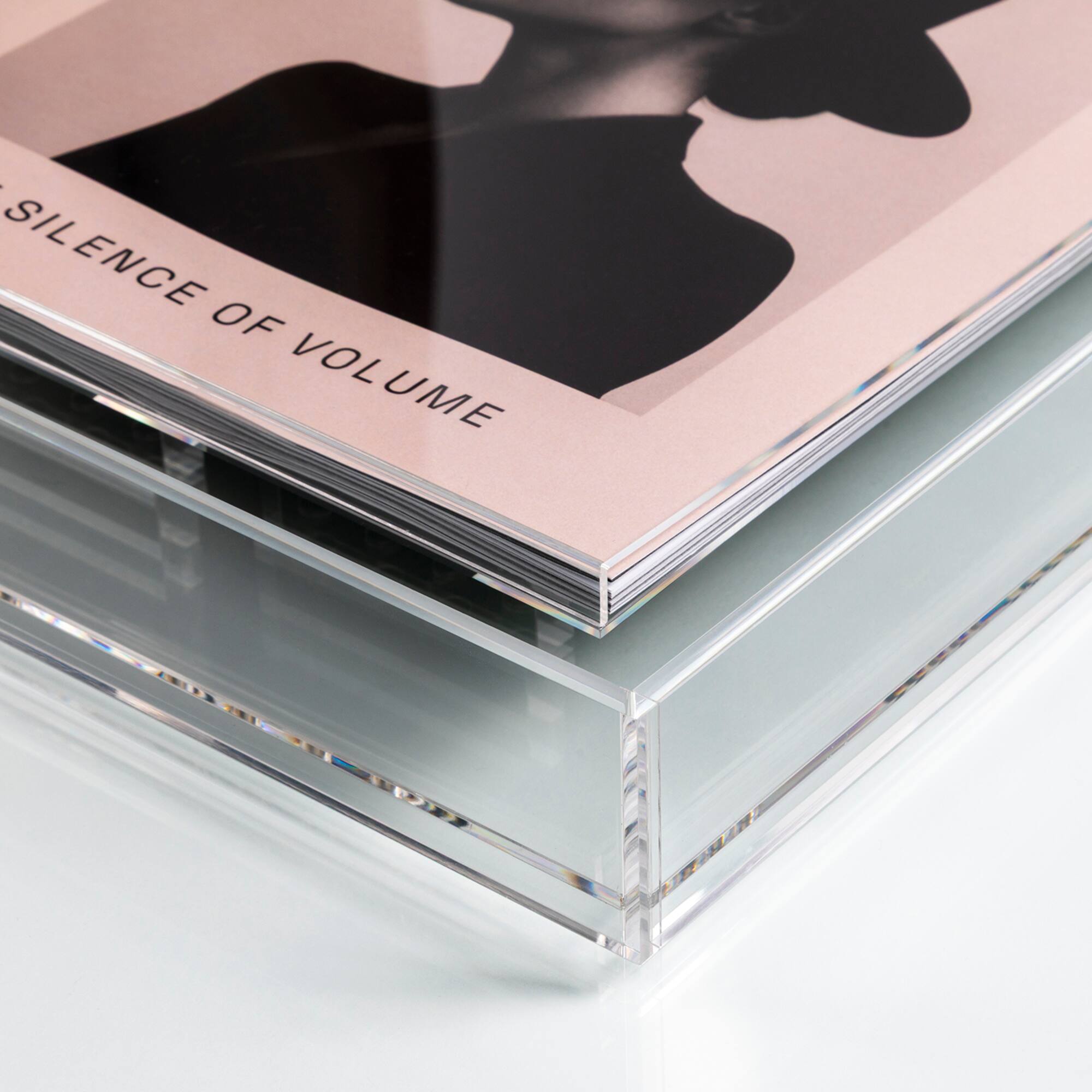 Wexel Art 8.5" x 11" Magazine Float Frame for Booklets